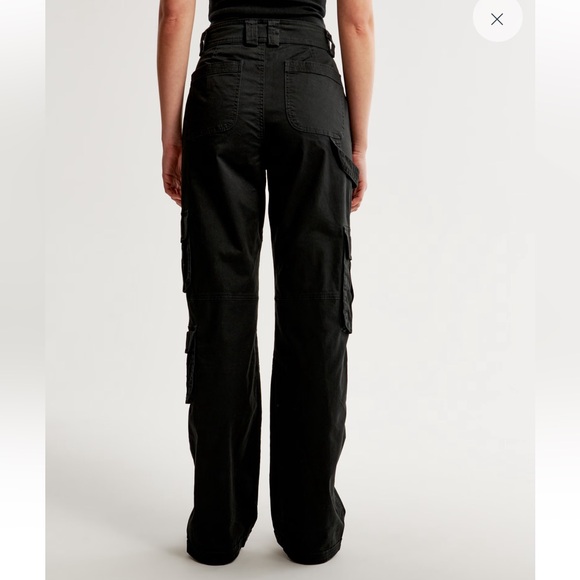 Abercrombie Relaxed Cargo Pant - Picture 3 of 4